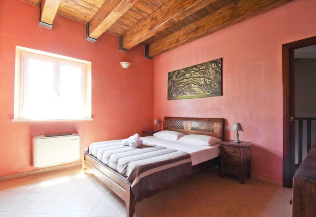 Dal Centurione Apartment โรม ภายนอก รูปภาพ